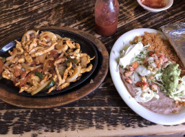 Kandela's Mexican Grill food