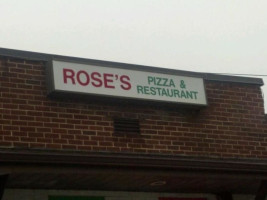 Rose's Pizza food