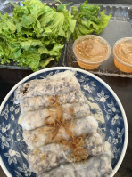 Wing Wah Pho Ga food