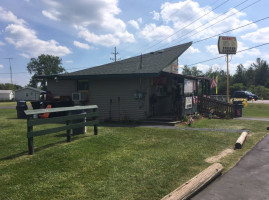 Bunny's Frozen Custard food