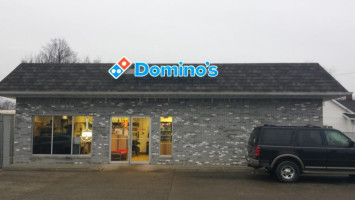 Domino's Pizza outside