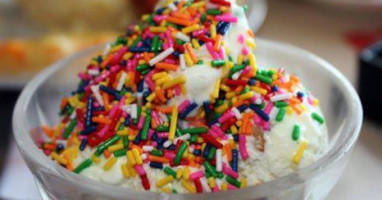 Sweet Nanny Candies And Ice Cream Creamery food