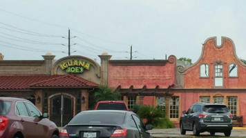 Iguana Joe's Mexican Restaurant outside