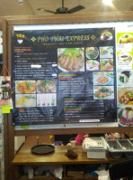 Pho Thai Express food