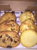 Insomnia Cookies food