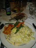 Vazzano's Four Seasons food