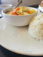 Meun Fan Thai Cafe food