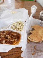 Ward's -b-q food