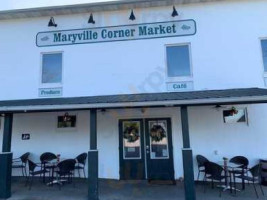 Maryville Corner Market inside