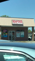 International Seafood outside