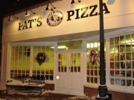 Pat's Pizza Catering inside
