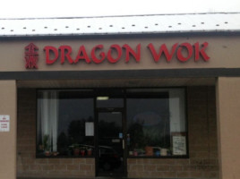 Dragon Wok outside