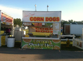 Bryan's Concessions outside