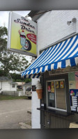 The Sundae Drive Ice Cream Shop outside