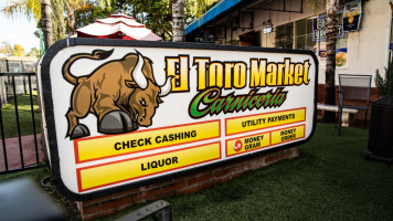 El Toro Market Liquor food