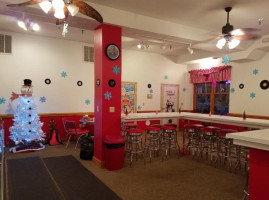 The Caboose Ice Cream Parlor outside