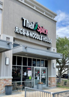 Thai Spice Rice Noodle outside