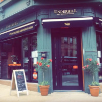 Underhill Cafe &grill outside