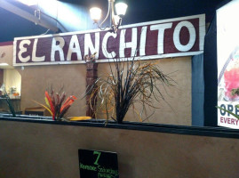 El Ranchito outside