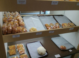 Grand Shilla Bakery And Cafe food