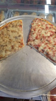 Danny's Pizza Deli food