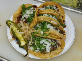 Tacos El Arandes food