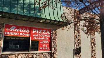 Marie's Pizza and Liquor food