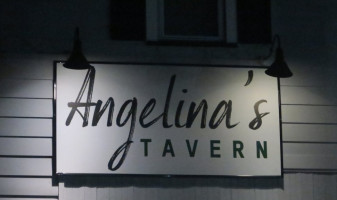 Angelina's Tavern food