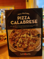 Tutta Bella Neapolitan Pizzeria food
