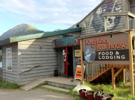 Kingfisher Roadhouse outside