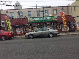 Harry's Central Diner outside