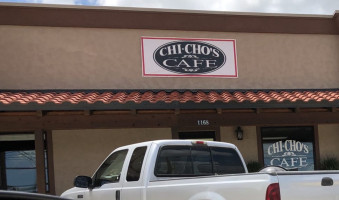 Chi-cho's Cafe outside