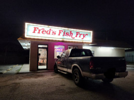 Fred's Fish Fry outside