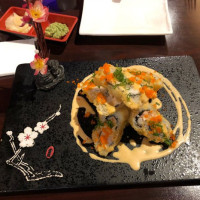 Aki Steak Sushi food