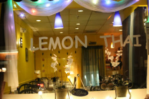 Lemon Thai Cuisine inside