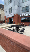 Saxbys Drexel University inside