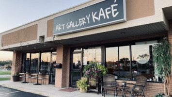 Art Gallery Kafe outside