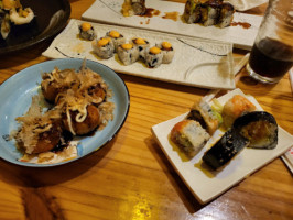 Komeya Sushi food