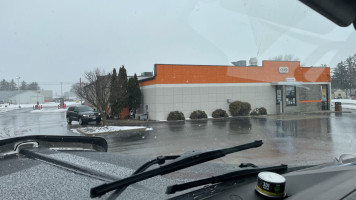 A&w outside