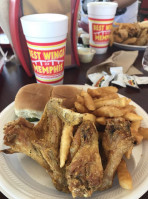 Best Wings Of Memphis food