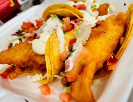 Baja Cali Fish Tacos (main) food