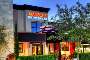MADISONS New York Grill & Bar outside