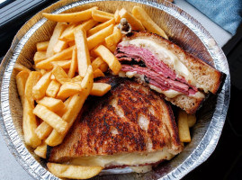 The Bushwick Bagel House outside