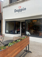 Doppio Coffee House outside