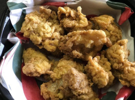 Mom's Creole Cookin’ food