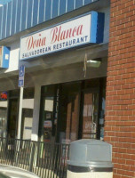 Dona Blanca outside