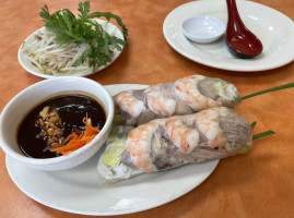 Com Tam Thuan Kieu food