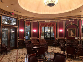 Napoleon's Lounge inside
