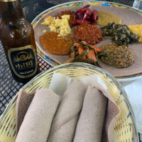 Dilla's Ethiopian food