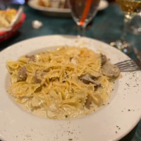 Bruno's Italian Cuisine food
